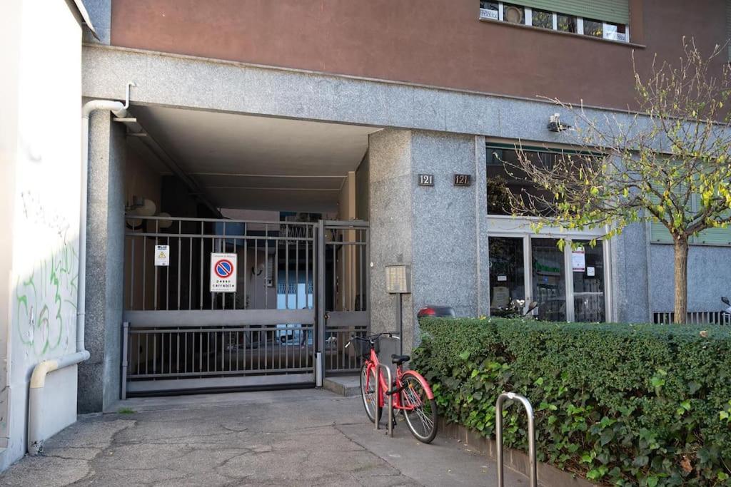 Guest Planet - Cozy Housing Porta Romana M3 Mailand Exterior foto