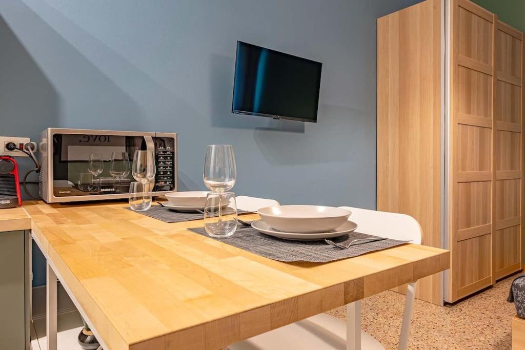 Guest Planet - Cozy Housing Porta Romana M3 Mailand Exterior foto